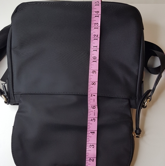 COPY - KARL LAGERFELD Paris cross body bag. - Picture 6 of 8